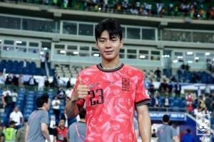 韩媒：西布朗17亿韩元求购韩国国脚全晋旴，球员因中暑退出东亚杯
